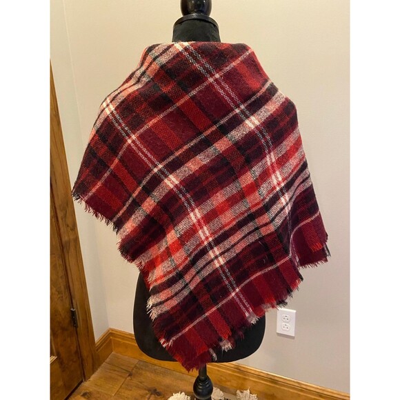 Vintage Wrap Red Plaid Classic Oversized Scarf Throw Soft Stylish Versatile - Picture 6 of 9